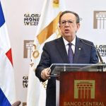 «Crisis del petróleo: República Dominicana tiene $3,000 millones en reservas para enfrentar alza de precios»