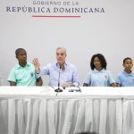 «Diálogo con Abinader: Estudiantes de Santo Domingo Este proponen soluciones para educación, empleo y emprendimiento»