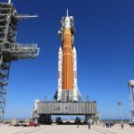 «NASA aplaza el alunizaje tripulado de Artemisa a 2028: Enfoque en seguridad y desarrollo tecnológico»