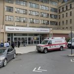 «Indignación en Nueva York: Conductor atropella y mata a un niño de 4 años frente a hospital, luego huye»