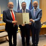 Presentación en la Asamblea del Estado de Nueva York por el legislador George Álvarez