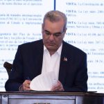 «Polémica en RD: Presidente Abinader promulga ley que elimina las candidaturas independientes»