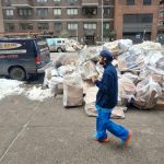 ¿Quién paga por la basura en NYC? Legisladores exigen a empresas asumir costos de reciclaje