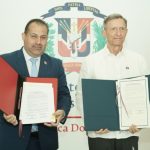 «República Dominicana y Trinidad y Tobago Unen Fuerzas con Acuerdo de Cielos Abiertos para Potenciar Turismo»