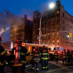 FDNY investiga incendio en Brooklyn que dejó dos muertos: Testigo escuchó discusión antes del siniestro