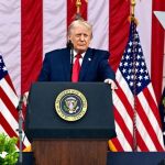 «La Imagen de IA de Trump Cazando Rivales: ¿Nueva Estrategia o Peligrosa Escalada en la Política?»