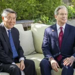 «China y EE.UU. inician negociaciones comerciales en Seúl para preparar la visita de Trump a Asia»