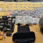 4 latinos operaban servicio de entrega de drogas desde un edificio de lujo en El Bronx: Incautan 10 kg de cocaína y US$200,000
