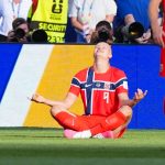 «Haaland hace historia: Doblete en su debut mundialista y Noruega goleó 4-1 a Irak»