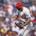 «Cristopher Sánchez: El Dominicano que Podría Hacer Historia en las Grandes Ligas»