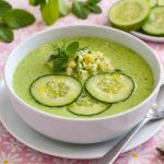 «Sopa fría de pepino y manzana: Un viaje refrescante para el paladar»