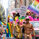 «57 años de Stonewall: Nueva York celebra el Orgullo LGBTQ+ con alegría y protesta»