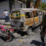 «Damasco bajo ataque: Explosiones durante la visita de Macron desafían la reconstrucción de Siria»