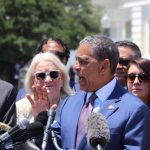 The Hill destaca el legado de Adriano Espaillat y el impacto de su salida del Congreso