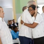 «Jornada de trabajo en Samaná: Abinader inaugura obras y escucha a la comunidad para impulsar el desarrollo regional»