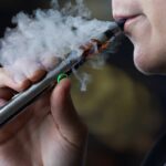 ¿Por qué las tabacaleras apuestan por los vapeadores con sabores? La estrategia para enganchar a los jóvenes