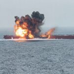 Nuevo ataque en el mar Rojo: Petrolero es alcanzado por proyectil en zona de alto riesgo