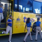RD: TRAE moviliza a más de 200,000 estudiantes al día con tecnología de vanguardia y monitoreo en tiempo real