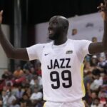 «Tacko Fall ficha por los Sixers: El pívot de 2.29 metros que potenciará la defensa de Filadelfia»