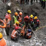 Rescate en Nepal: Cómo los equipos perforaron 60 metros de escombros para salvar a 2 trabajadores tras 9 días