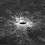 La NASA descubre un cráter gigante en la Luna: Un hallazgo que redefine la ciencia lunar